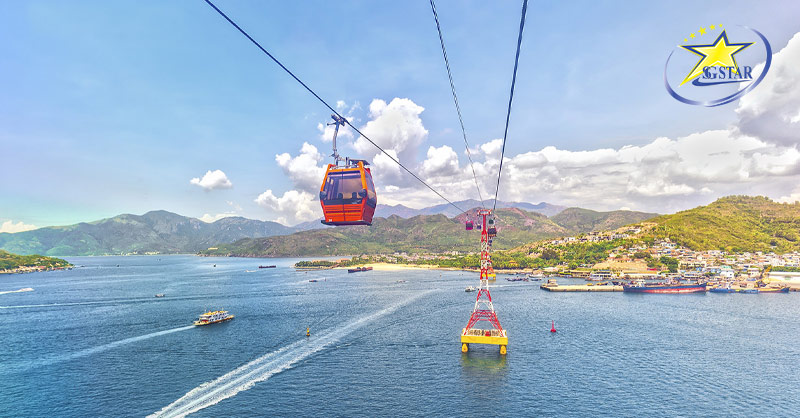 Phá đảo công viên nước Vinpearl Nha Trang | Saigon Star Travel Tuyến cáp treo qua đảo Hòn Tre - Nha Trang