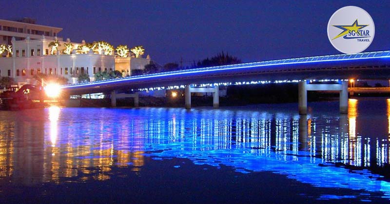 30/4 Đi Đâu Chơi Ở Sài Gòn? Top Địa Điểm Đi Chơi Lễ 30/4 Ở HCM Hot | Saigon Star Travel cau-anh-sao-lung-linh-khi-len-den