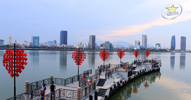 30+ địa điểm du lịch Đà Nẵng không thể bỏ qua | Saigon Star Travel Cầu Tình Yêu Đà Nẵng