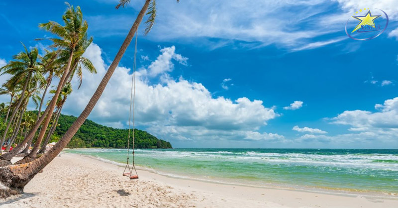 Bãi Sao Phú Quốc thu hút rất nhiều khách du lịch đến nghỉ dưỡng và  tắm biển