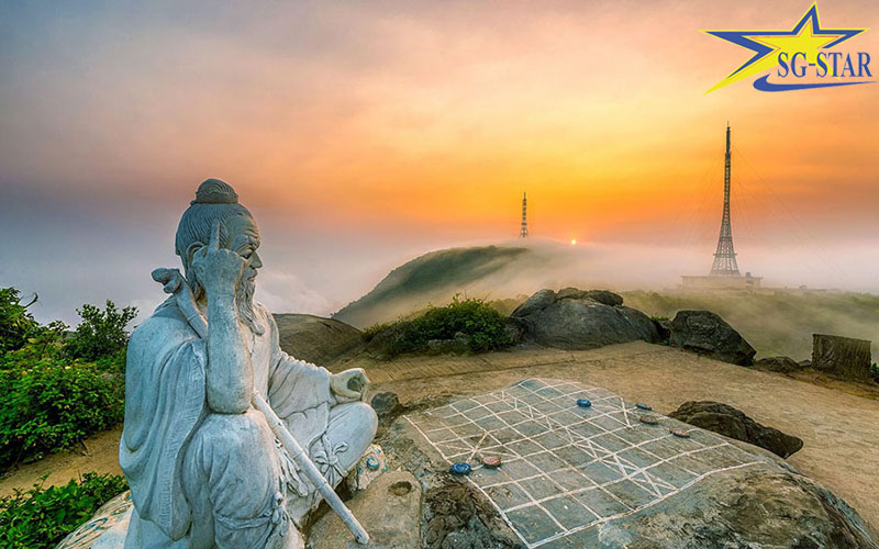 Check in ngay khung cảnh hữu tình tại Đỉnh Bàn Cờ Check in ngay khung cảnh hữu tình tại Đỉnh Bàn Cờ