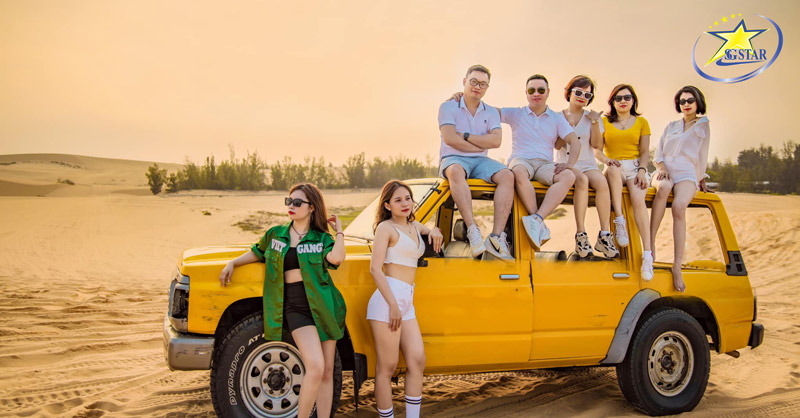 Bàu Trắng Mũi Né | Saigon Star Travel Tour xe Jeep Mũi Né check-in Bàu Trắng đồi cát trắng với xe Jeep cổ điển