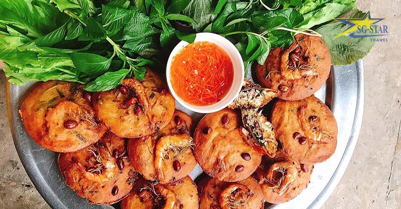 Chia sẻ kinh nghiệm du lịch Cần Thơ chi tiết | Saigon Star Travel Bánh cống- đặc sản Cần Thơ