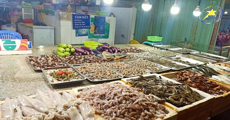 Chợ hải sản Vũng Tàu – nơi ẩm thực biển lên ngôi | Saigon Star Travel Chợ Đêm Vũng Tàu