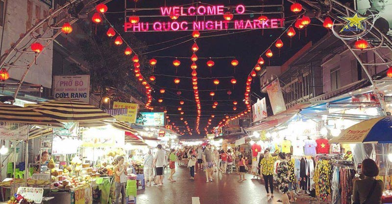 Kinh Nghiệm Du Lịch Phú Quốc Tự Túc - Tự do, tiện ích và trải nghiệm độc đáo | Saigon Star Travel Tham quan mua sắm và thưởng thức ẩm thực ở chợ đêm Phú Quốc