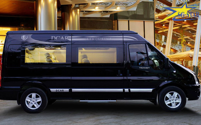 Xe Dcar Limousine đời mới tại saigon Star