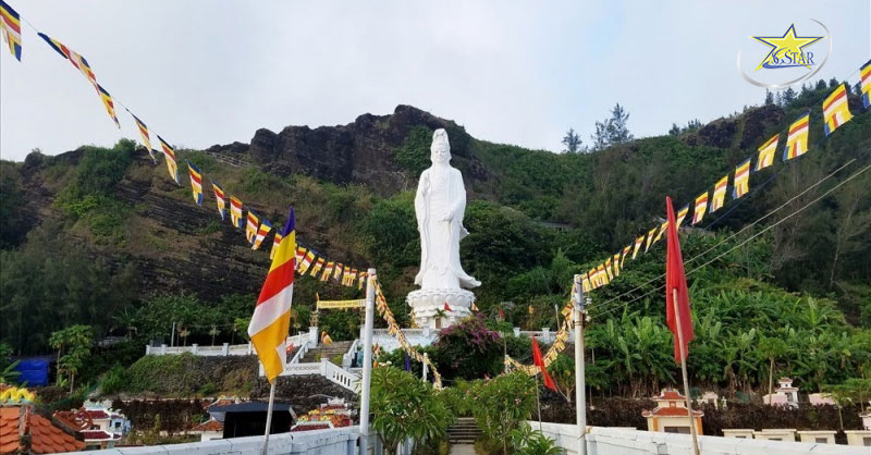 Tour Lý Sơn 2 Ngày 1 Đêm - Khám phá Cù Lao Ré | Saigon Star Travel Chiêm bái Chùa Đục - Quan Âm Đài tour đảo Lý Sơn 2n1đ