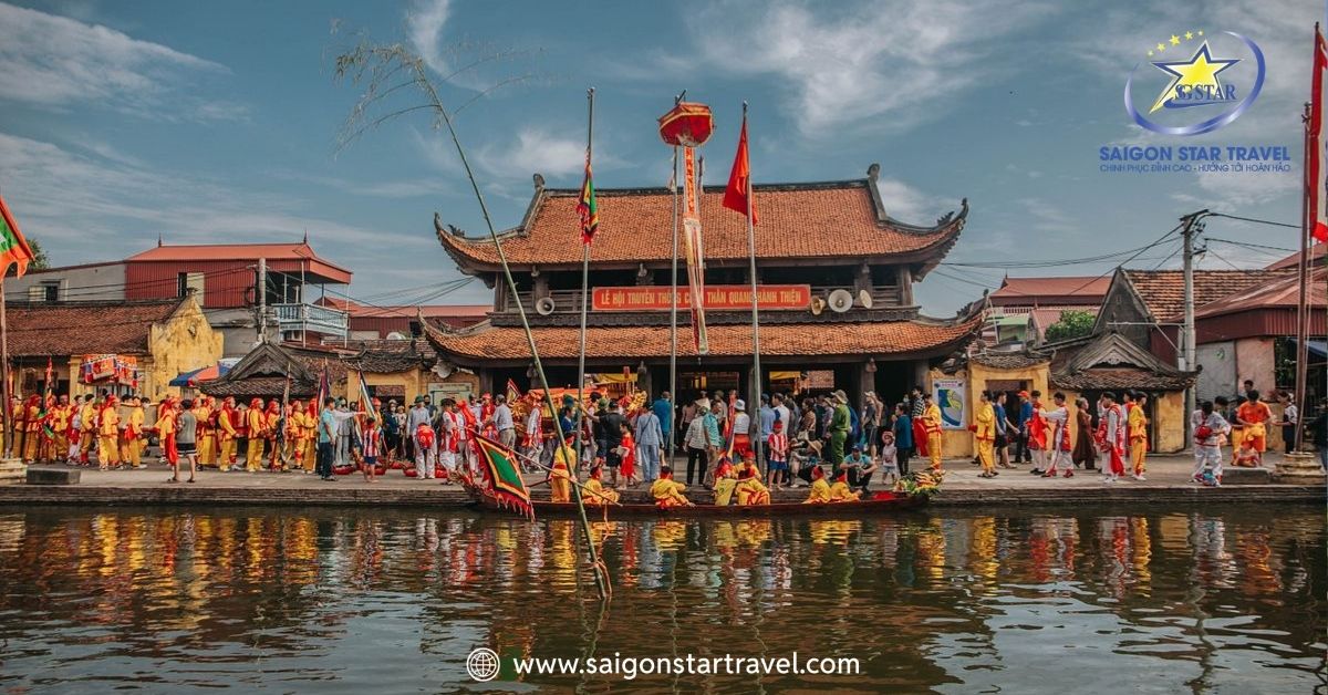 Lễ hội chùa Keo được tổ chức trung tuần tháng 9 Âm lịch hằng năm