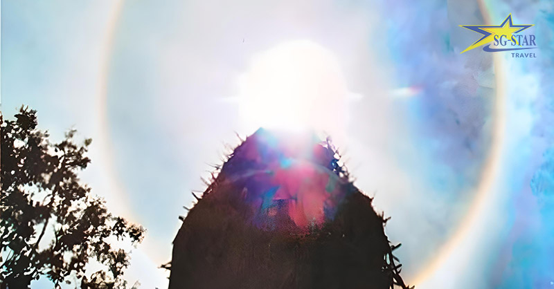 Chùa Linh Ứng Sơn Trà - điểm đến linh thiêng kỳ bí tại Đà Nẵng | Saigon Star Travel hào quang chùa Linh Ứng Sơn Trà