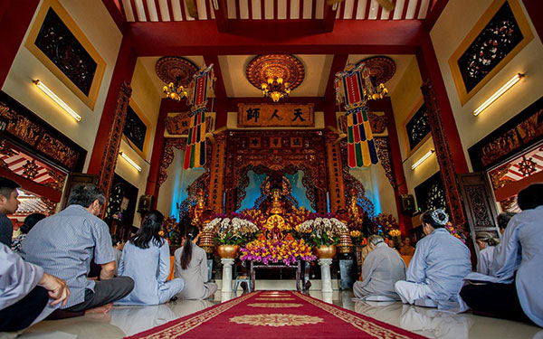 Chùa Pháp Hoa - Điểm tâm linh giữa lòng Sài Gòn | Saigon Star Travel chua-phap-hoa-diem-tam-linh-giua-long-sai-gon-6