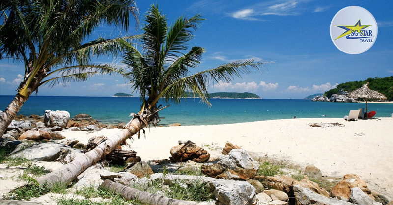 Cù Lao Chàm được ví như hòn ngọc xứ Quảng với vẻ đẹp hoang sơ và không khí mát mẻ Cù Lao Chàm được ví như hòn ngọc xứ Quảng với vẻ đẹp hoang sơ và không khí mát mẻ