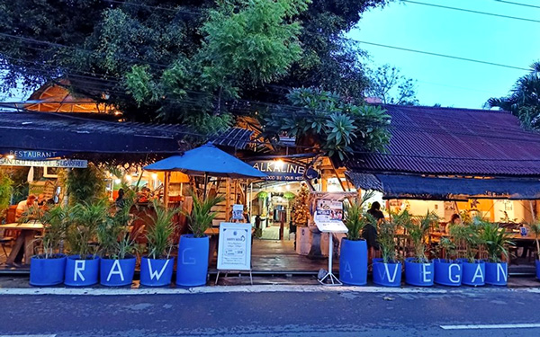 Đậm đà bản sắc Indonesia trong các nhà hàng Bali | Saigon Star Travel dam-da-ban-sac-indonesia-trong-cac-nha-hang-bali-3