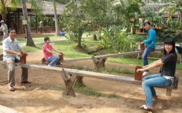sân chơi bình quới 1