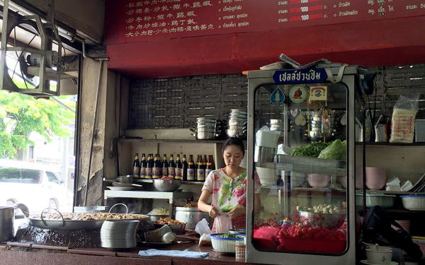 Đến Thip Samai thưởng thức Pad Thái - món ngon trứ danh đất nước chùa Vàng | Saigon Star Travel den-thip-samai-thuong-thuc-pad-thai-mon-ngon-tru-danh-dat-nuoc-chua-vang-8