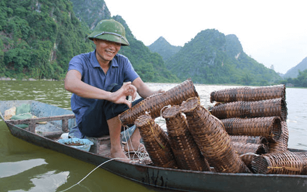 Đến với du lịch Hồ Quan Sơn Mỹ Đức khám phá nét đẹp hoang sơ | Saigon Star Travel den-voi-du-lich-ho-quan-son-my-duc-kham-pha-net-dep-hoang-so-5