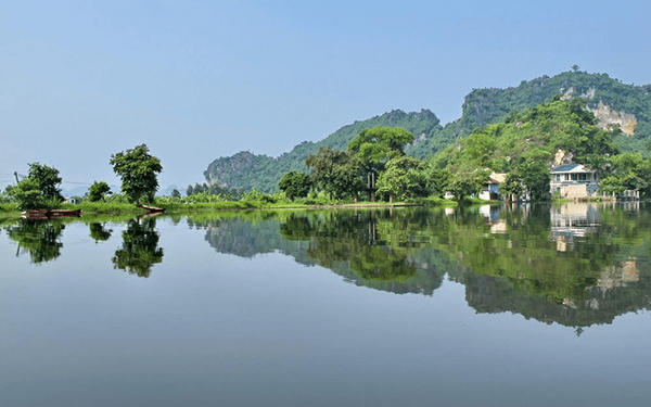 Đến với du lịch Hồ Quan Sơn Mỹ Đức khám phá nét đẹp hoang sơ | Saigon Star Travel den-voi-du-lich-ho-quan-son-my-duc-kham-pha-net-dep-hoang-so-7