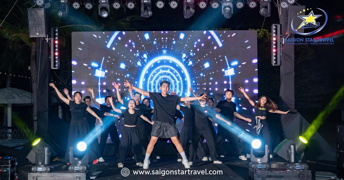 Âm thanh - Ánh sáng chuyên nghiệp - Hiện đại