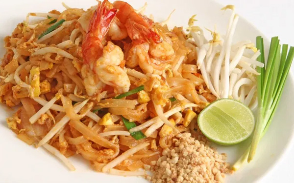 Điểm danh những món ăn đường phố Thái Lan hút hồn khách du lịch | Saigon Star Travel diem-danh-nhung-mon-an-duong-pho-thai-lan-hut-hon-khach-du-lich-1