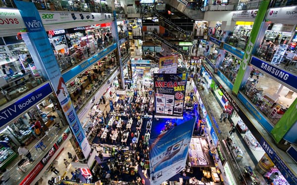 Điểm danh những “thiên đường” mua sắm tại Thái Lan | Saigon Star Travel Trung tâm mua sắm Platinum tại Thái Lan