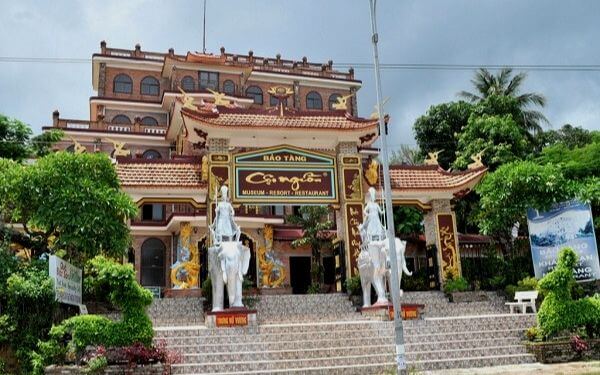 dieu-gi-thu-hut-du-khach-khi-ghe-tham-bao-tang-coi-nguon-phu-quoc-1 (1) (1)