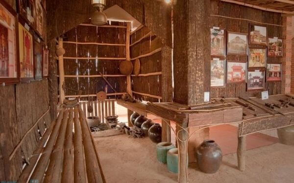 Điều gì thu hút du khách khi ghé thăm Bảo tàng Cội nguồn Phú Quốc? | Saigon Star Travel dieu-gi-thu-hut-du-khach-khi-ghe-tham-bao-tang-coi-nguon-phu-quoc-4 (1)