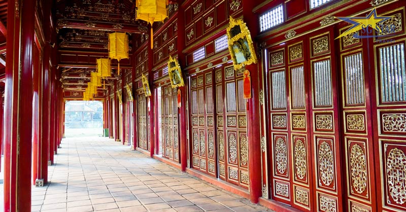 Đôi nét giới thiệu về Kinh thành Huế | Saigon Star Travel Trường lang bên trong Tử Cấm Thành, khu vực phía trước điện Dưỡng Tâm.