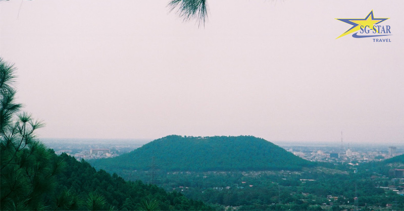 Đôi Nét Giới Thiệu Về Sông Hương | Saigon Star Travel Núi Ngự Huế