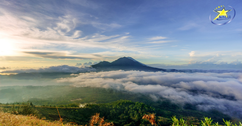 Tour Du Lịch Bali 4 Ngày 3 Đêm - BBQ Hải Sản Tại Biển Jimbaran | Saigon Star Travel Núi lửa Kintamani hùng tráng giữa đại ngàn