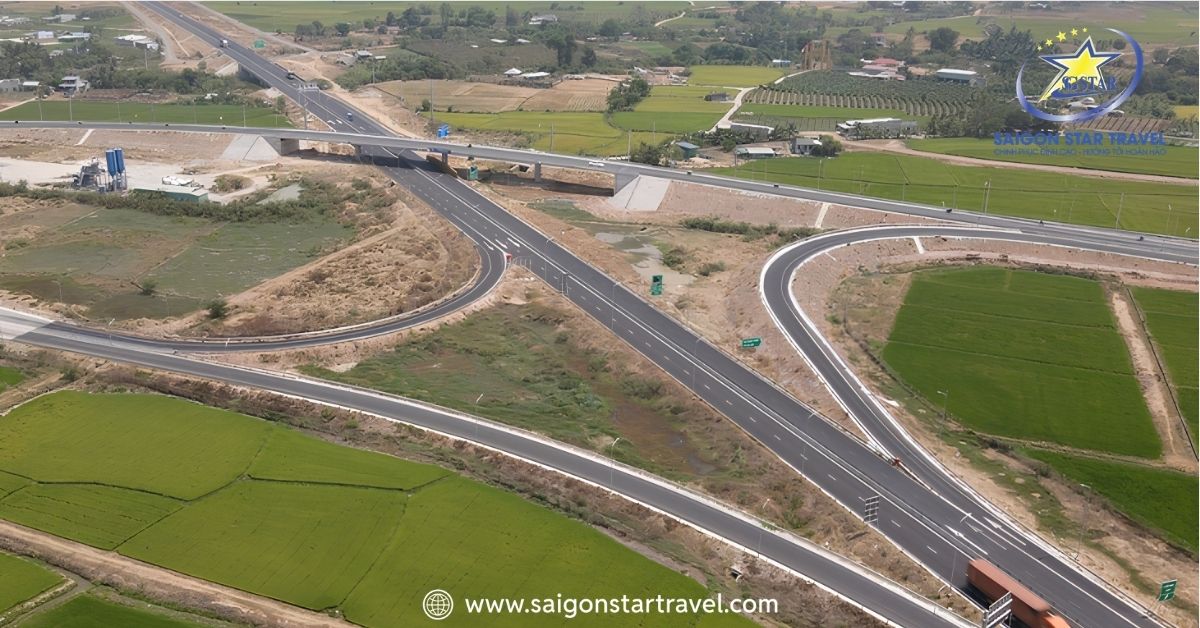 Nút giao quốc lộ đi Lagi Bình Thuận