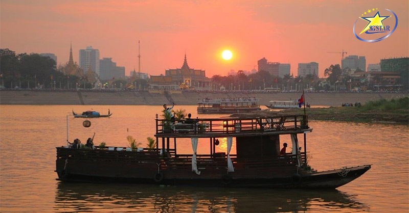 Du lịch Tết 2025: Tour Campuchia 4 ngày 3 đêm | Saigon Star Travel Trải nghiệm Du thuyền trên sông tại Phnom Penh