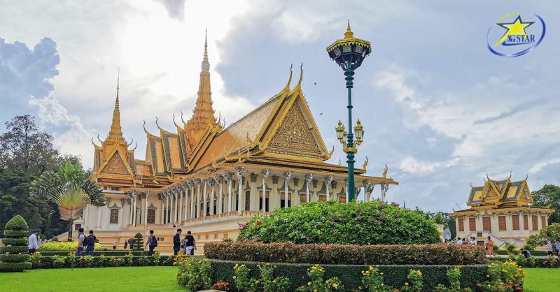 Tour Du Lịch Campuchia Tết Dương Lịch 3 Ngày 2 Đêm | Kampot - Bokor - Phnompench | Saigon Star Travel Tham quan cung điện hoàng gia Campuchia- Tour du lịch Tết dương lịch Campuchia 3 ngày 2 đêm núi Tà Lơn
