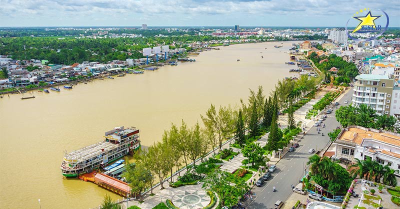 Top các địa điểm du lịch Tết Nguyên Đán 2025 hấp dẫn | Saigon Star Travel Bến Ninh Kiều nhìn từ trên cao