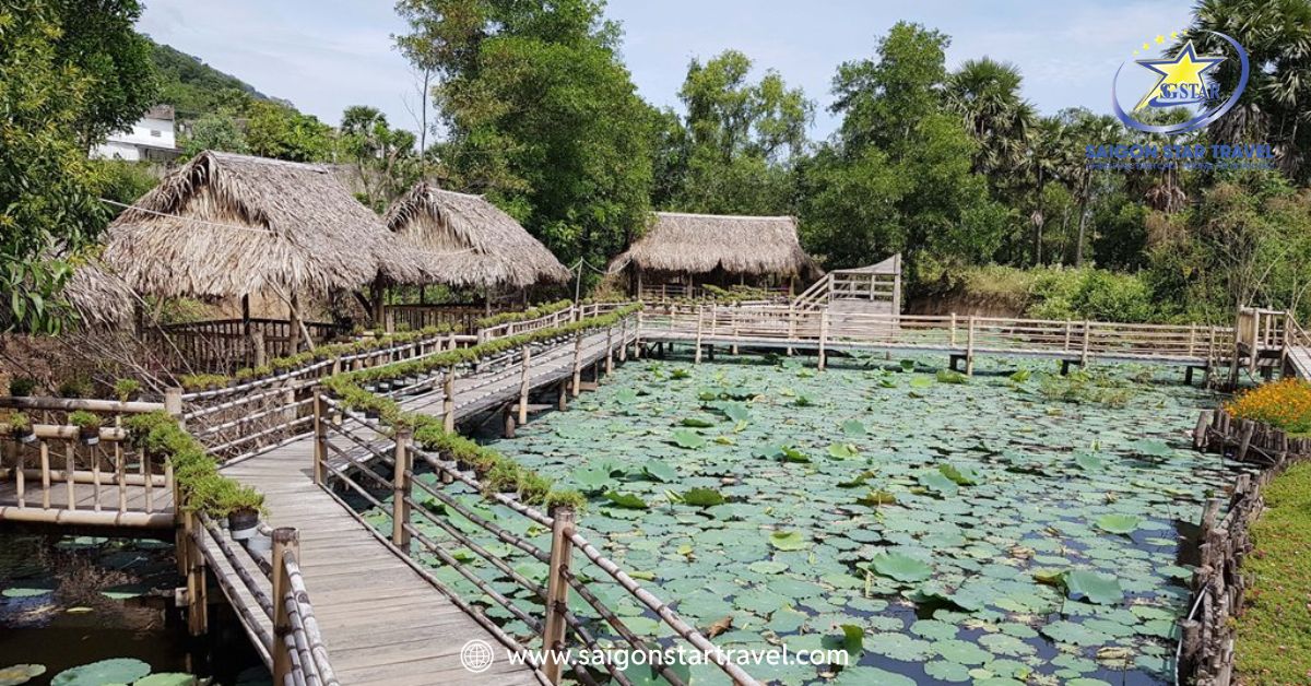 Homestay; Vườn sinh thái Út Hiên