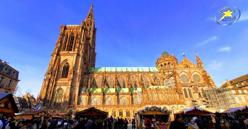 Du lịch Châu Âu 11 Ngày 10 Đêm | Tour Pháp - Thuỵ Sỹ - Ý - Vatican | Saigon Star Travel Nhà thờ Đức Mẹ Strabourg - Tour Châu Âu 11 Ngày 10 Đêm