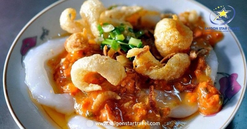 Top Những Món Ăn Vặt Đà Lạt Không Thể Bỏ Qua | Saigon Star Travel Ăn Vặt Đà Lạt Đêm – Bánh Bèo Bột Lọc Chén