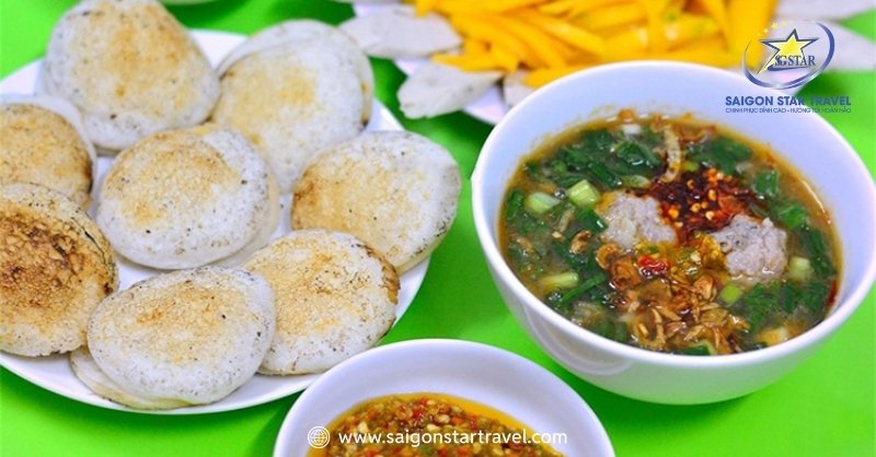 Ăn Gì Ở Đà Lạt? Bật Mí Những Món Ngon Đà Lạt Xuất Sắc | Saigon Star Travel Bánh Căn - Món Ăn Không Thể Thiếu Khi Đến Đà Lạt