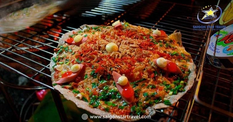 Đà Lạt Tháng 1 Có Gì? - Tháng Của Sự Sung Túc Của Mọi Nhà | Saigon Star Travel Bánh tráng nướng- món khoái khẩu khi đến Đà Lạt (đi Đà Lạt tháng 1 có gì vui)