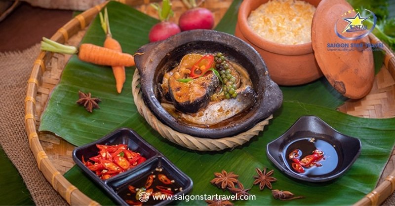 Vị Ngon Cơm Niêu Đà Lạt - Ẩm Thực Độc Đáo Nên Trải Nghiệm | Saigon Star Travel Câu hỏi hay được du khách hỏi về cơm niêu Đà Lạt