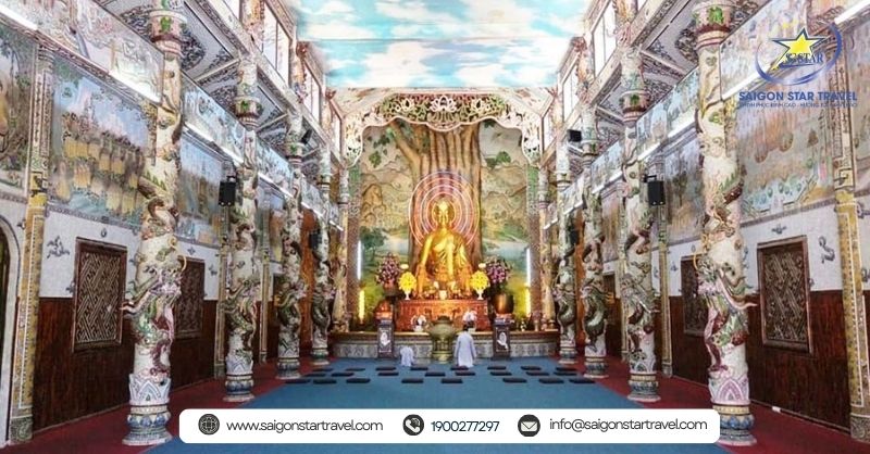 Khu vực Chánh điện chùa Linh Phước