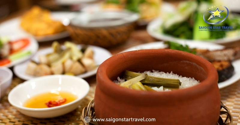 Vị Ngon Cơm Niêu Đà Lạt - Ẩm Thực Độc Đáo Nên Trải Nghiệm | Saigon Star Travel Cơm Niêu Đà Lạt Mer - Cơm Niêu Ngon Đà Lạt