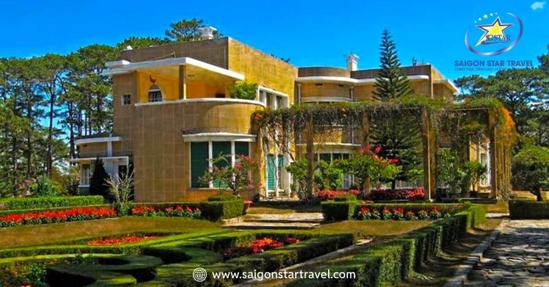 Đà Lạt Có Gì Chơi? Điểm Đến Vui Chơi Dành Riêng Cho Bạn | Saigon Star Travel Vẻ huyền bí ở Dinh II Bảo Đại
