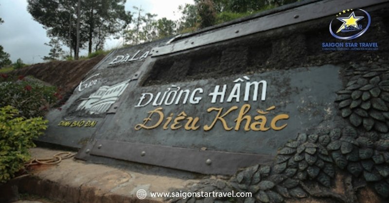 Đường Hầm Đất Sét Đà Lạt - Điểm Tham Quan Ấn Tượng | Saigon Star Travel Đường hầm đất sét khắc họa những bức họa tuyệt đẹp