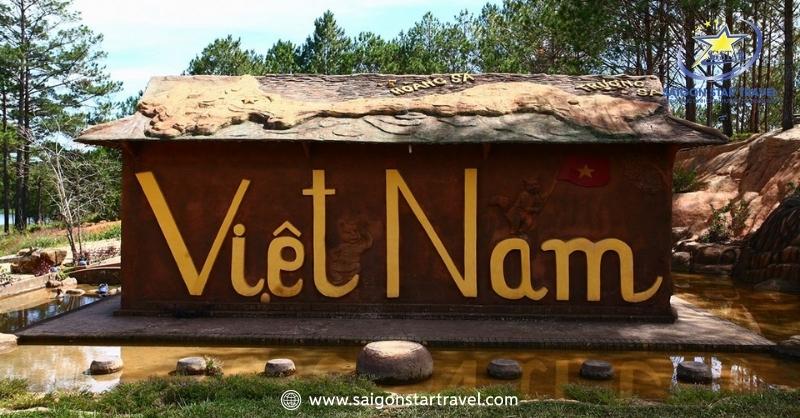 Đường Hầm Đất Sét Đà Lạt - Điểm Tham Quan Ấn Tượng | Saigon Star Travel Đến đường hầm đất sét được chiêm ngưỡng nét độc đáo của nghệ thuật điêu khắc