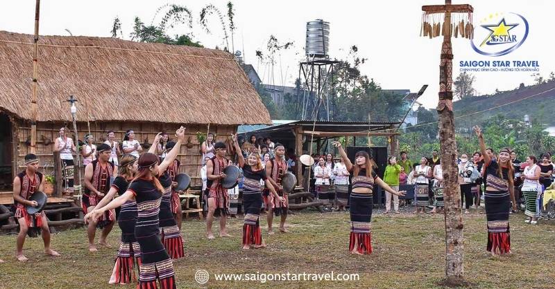 Tour Giao Lưu Cồng Chiêng Đà Lạt Trong Ngày | Saigon Star Travel Khám phá đời sống người dân địa phương