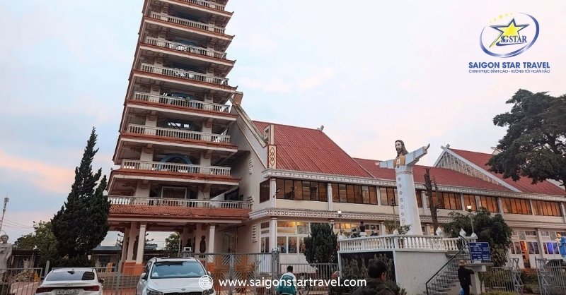 TOP 8 Những Nhà Thờ Đà Lạt Tuyệt Đẹp, Có Kiến Trúc Độc Lạ | Saigon Star Travel Nhà thờ Thiện Lâm - Nhà thờ đẹp nhất ở Đà Lạt