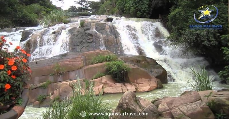 Thác Cam Ly - Giá Trị Huyền Thoại Và Lòng Biết Ơn | Saigon Star Travel Thác Camly là nơi sống ảo rất lý tưởng