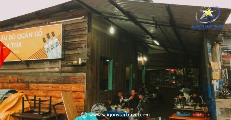 Review Các Quán Ăn Trưa Đà Lạt Ngon Nhức Nách | Saigon Star Travel Lẩu bò tại quán rất ngon, nhiều thịt