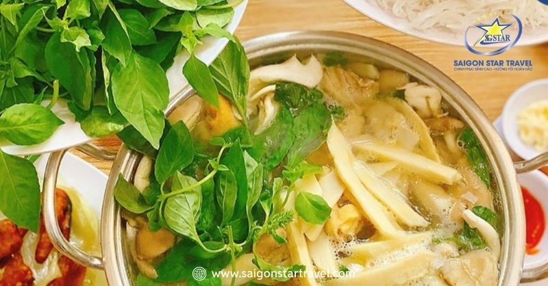 Lẩu Gà Lá É Đà Lạt Được Lòng Du Khách, Rất Đáng Thử | Saigon Star Travel Lẩu Gà Lá É Hạnh Đà Lạt thơm ngon, hấp dẫn
