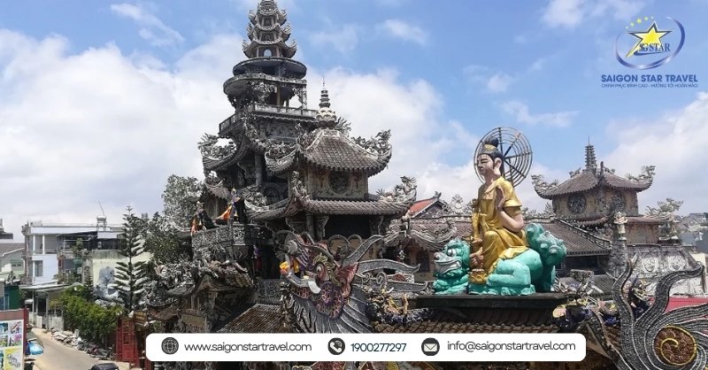 Long hoa viên ở chùa Linh Phước Đà Lạt