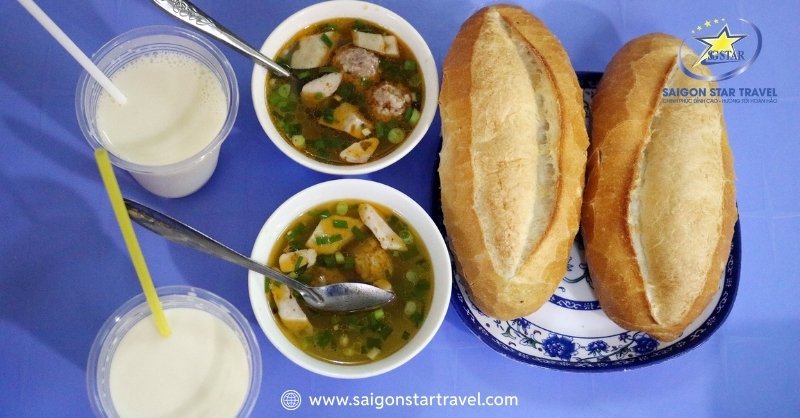 Bánh Mì Xíu Mại Đà Lạt - Hương Vị Tuyệt Vời Không Thể Bỏ Lỡ | Saigon Star Travel Những lưu ý khi thưởng thức bánh mì xíu mại Đà Lạt